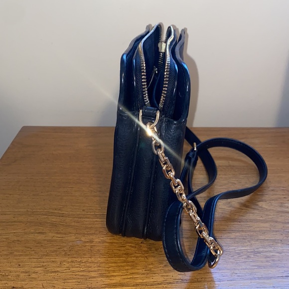 Tory Burch Ivy Crossbody Bag - Picture 4 of 9